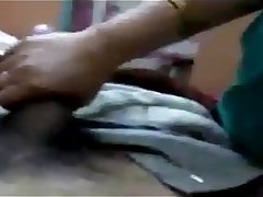 Horny desi wife handjob n try to inserting hubby'_s cock her pussy inside the blanket