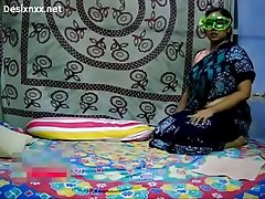 Velamma Bbhabhi bend over taking her lover big cock sucking n fucking wid loud m