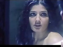 Raveena Tandon hot scene