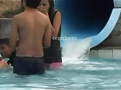 Camelto Desi girl pussy in water park